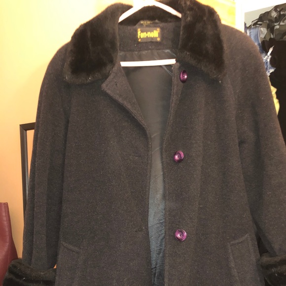 Fen-Nelli below the knees wool coat - Picture 1 of 3